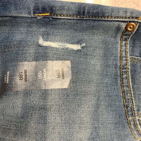 NWT Sonoma 18R Skinny Mid Rise 401 Donner Jean - Picture 5 of 9